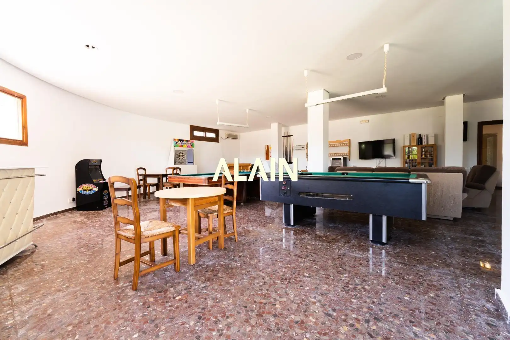 Casa o chalet en venta en Chiva con Jardín privado, Terraza y Trastero