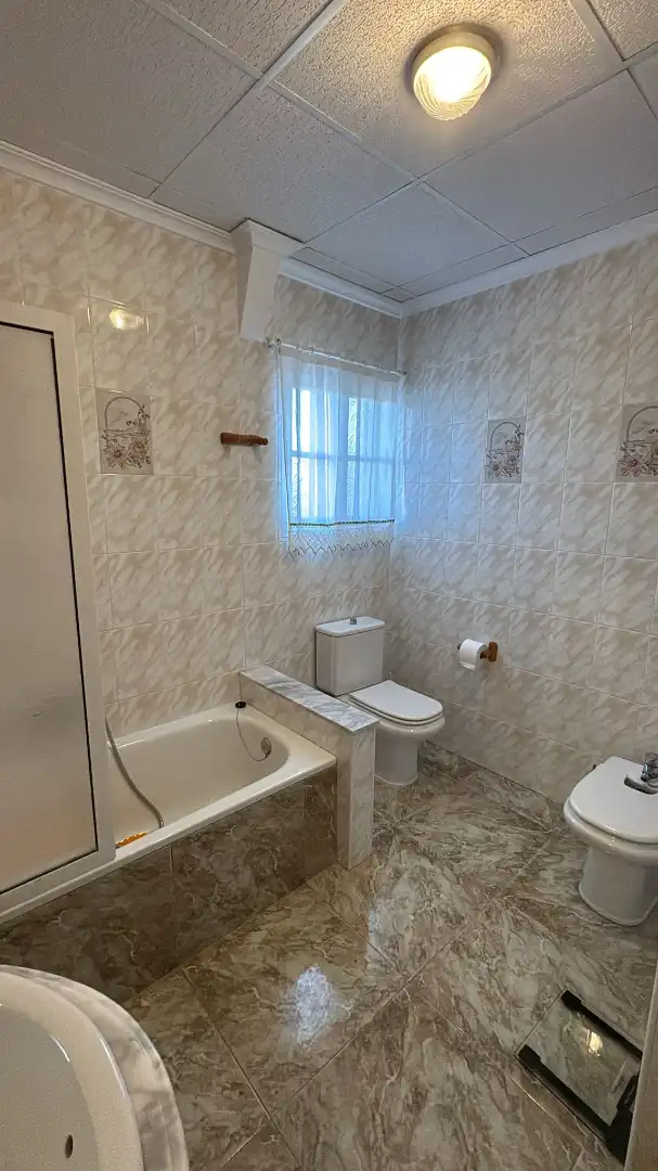 Baño de Casa o chalet en venta en Corbera con Aire acondicionado, Jardín privado y Piscina