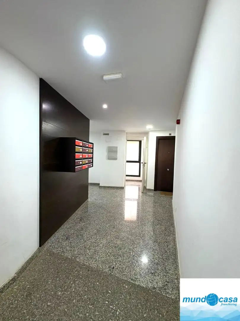Flat for sale in Pinseque  with Air Conditioner, Heating and Terrace