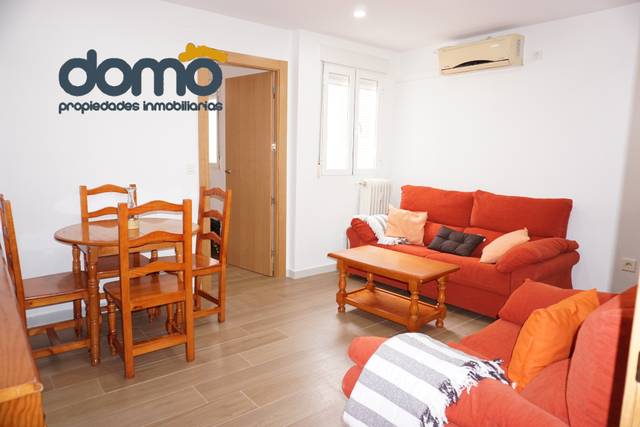 Piso en Alquiler en Calle Martínez de la Rosa en Camino de Ronda