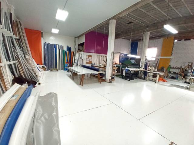 Nave industrial en Venta en Sants Patrons