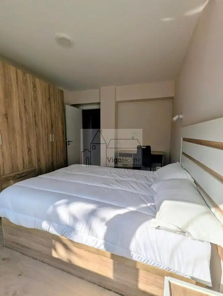 Habitación de Piso de alquiler en Vigo  con Calefacción, Terraza y Amueblado