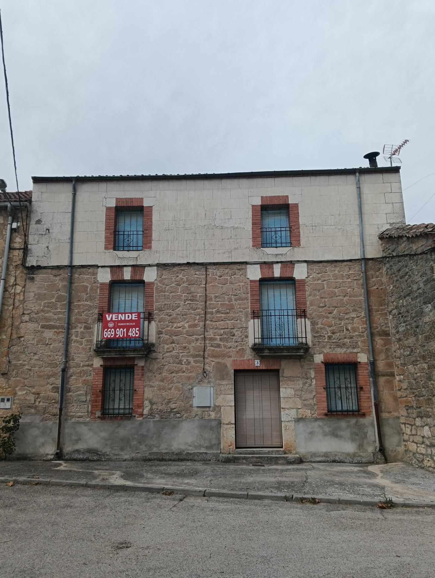 Exterior view of House or chalet for sale in Tardajos