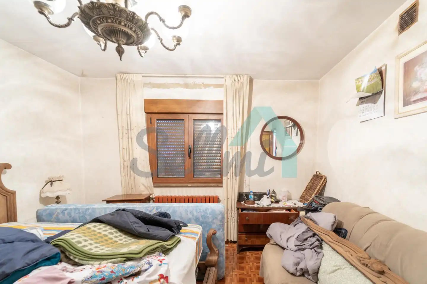 Dormitori de Casa adosada en venda en Oviedo  amb Calefacció, Terrassa i Traster
