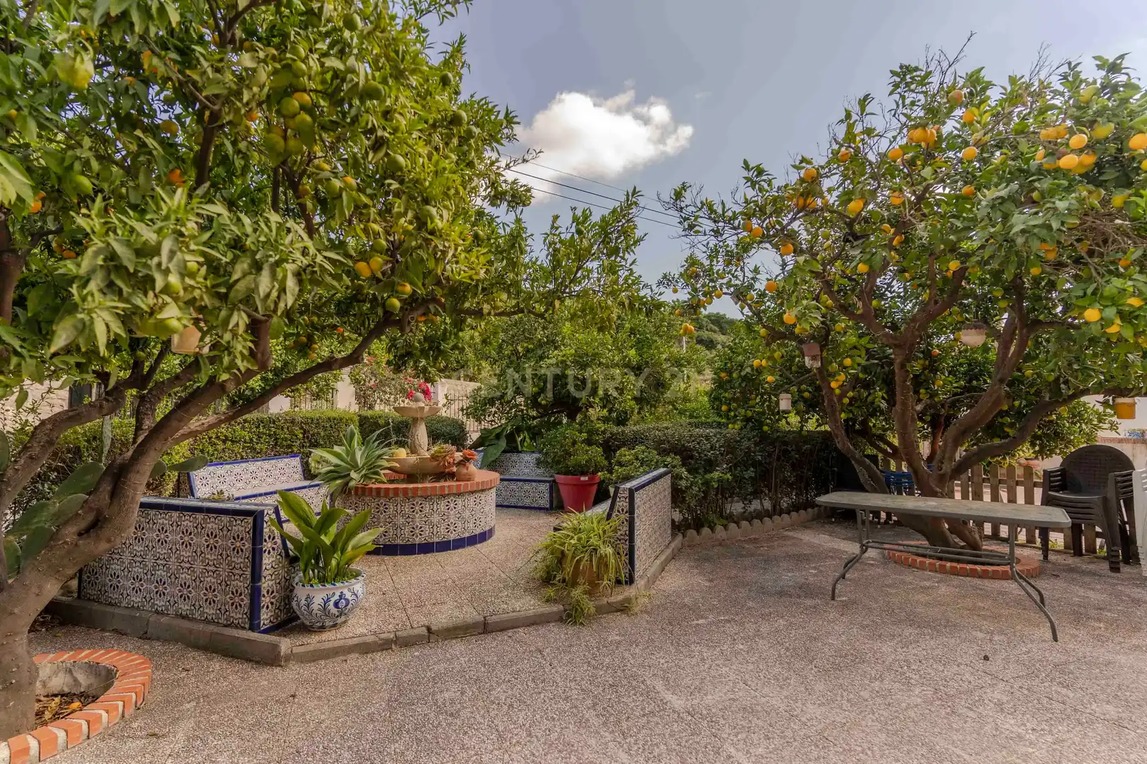 Jardí de Casa o xalet en venda en Los Guájares amb Aire condicionat, Jardí privat i Traster