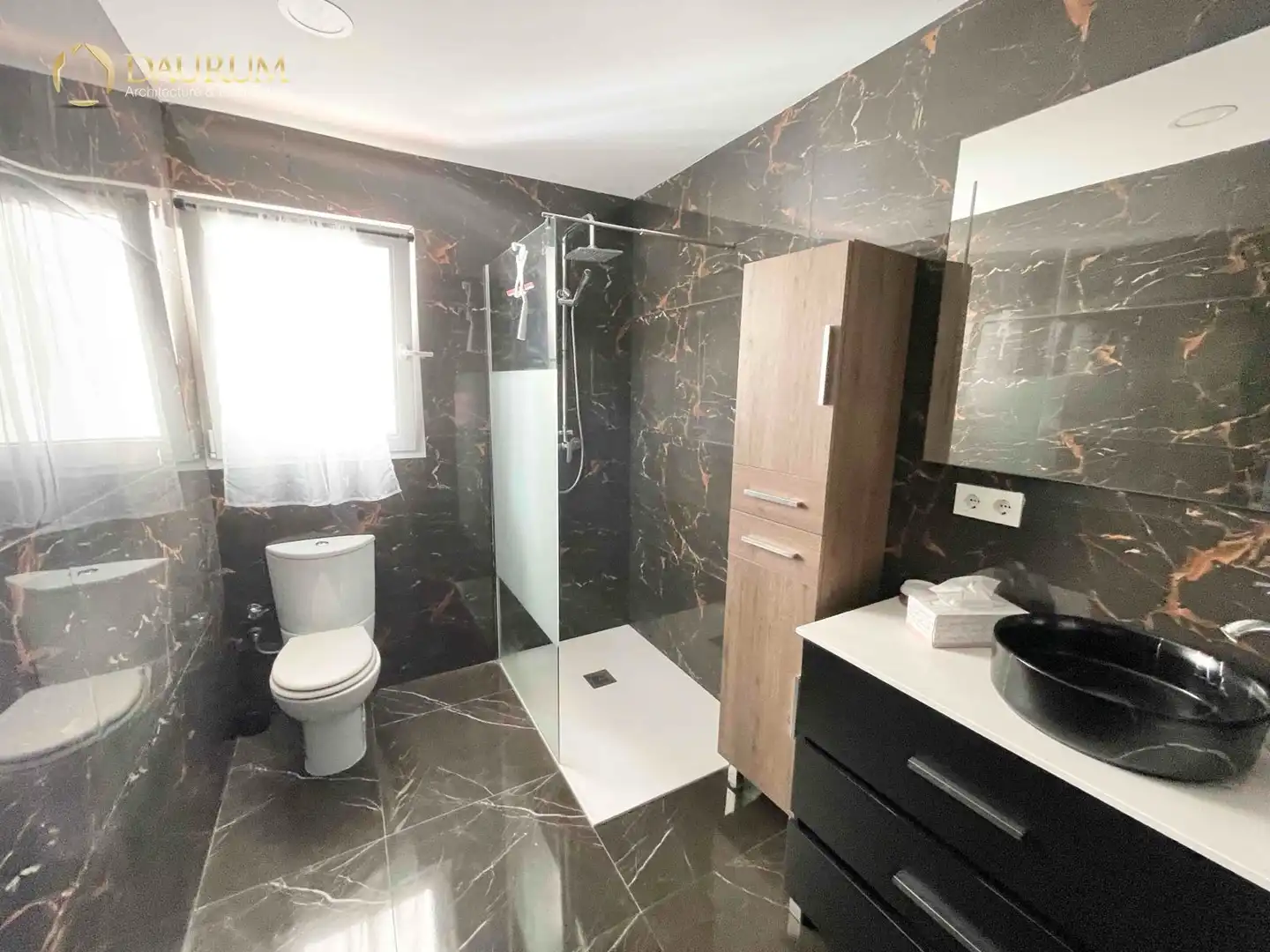 Baño de Piso en venta en Xirivella con Aire acondicionado