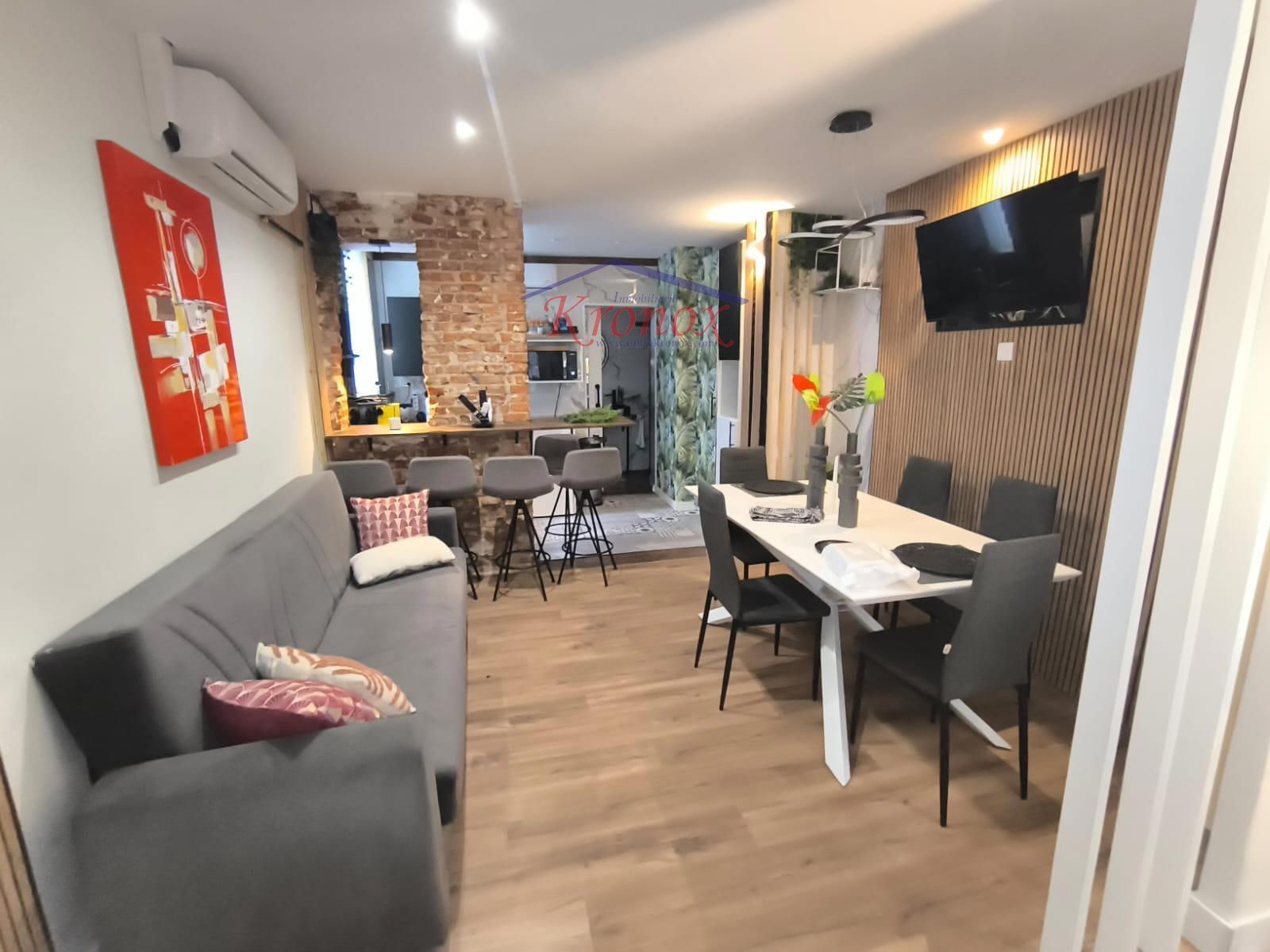 Dining room of Flat for sale in  Madrid Capital  with Air Conditioner, Heating and Furnished