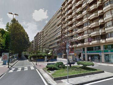 Mini appartamento con balcone in affitto a Calle San Fernando