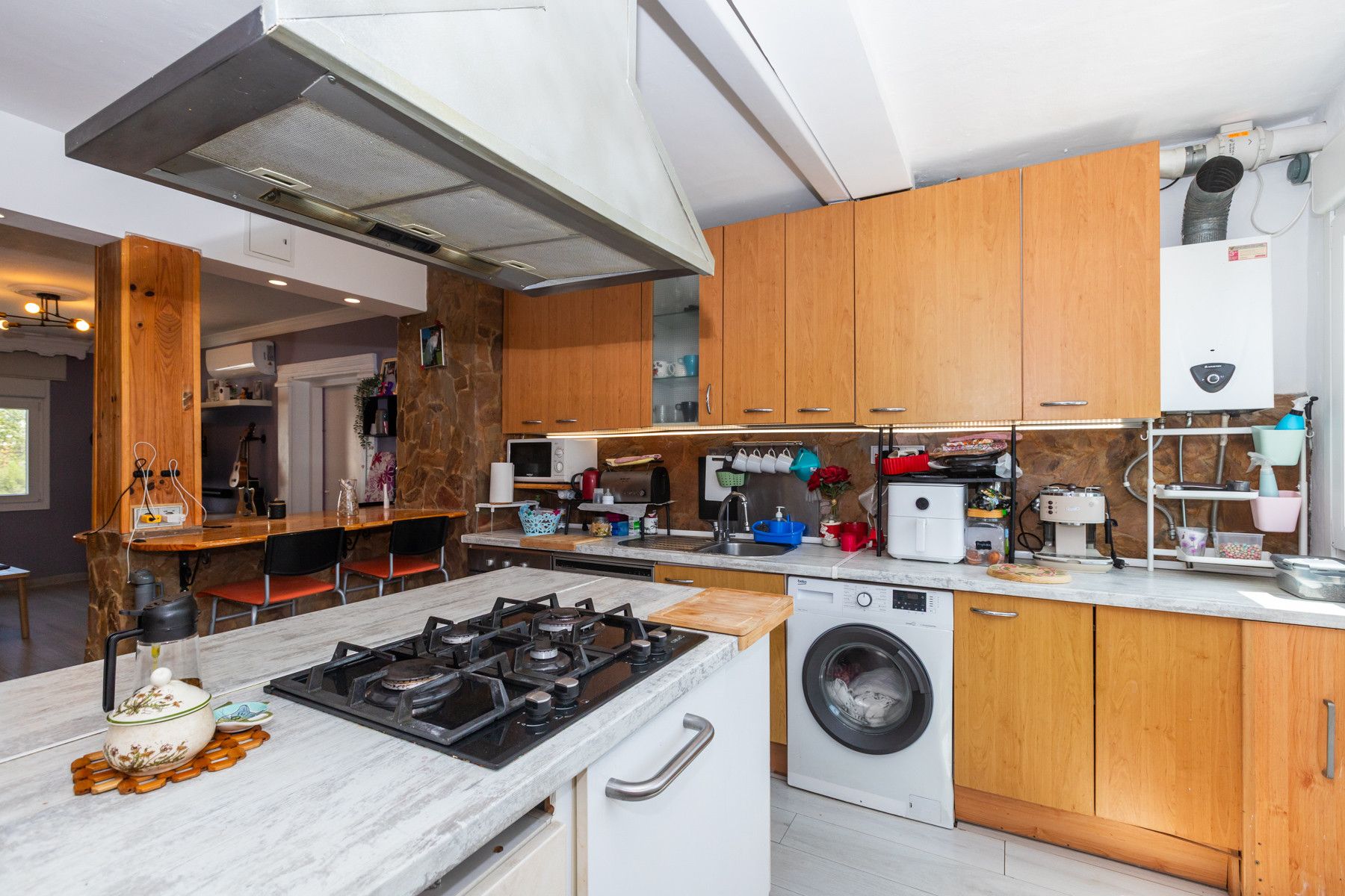 Cocina de Piso en venta en Estepona con Aire acondicionado, Piscina y Piscina comunitaria