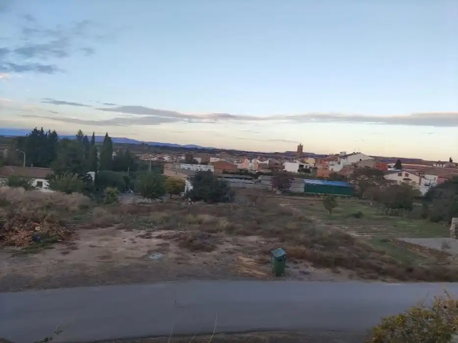 Residencial en venda en Binaced