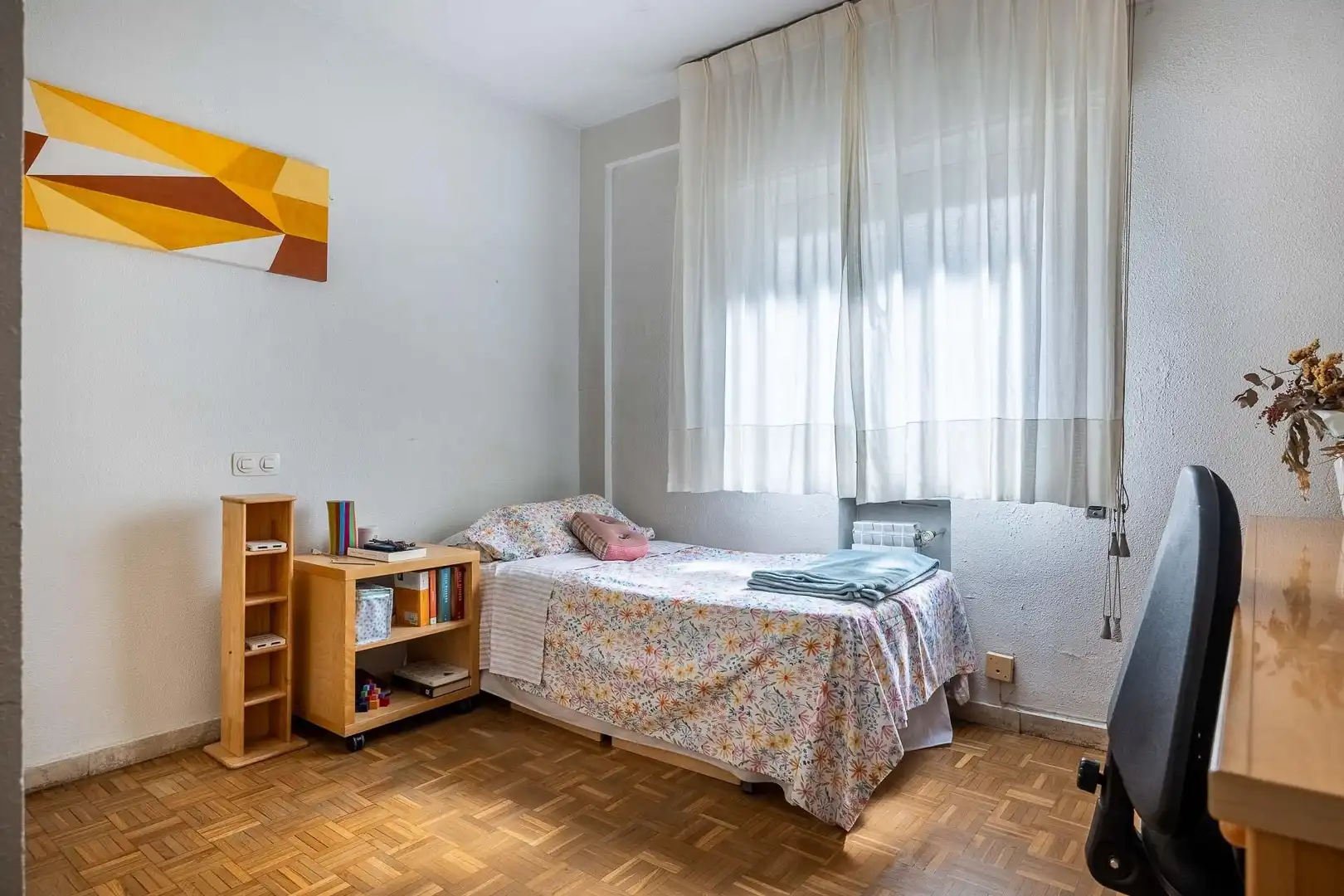 Bedroom of Flat for sale in Sevilla  with Air Conditioner, Terrace and Storage room