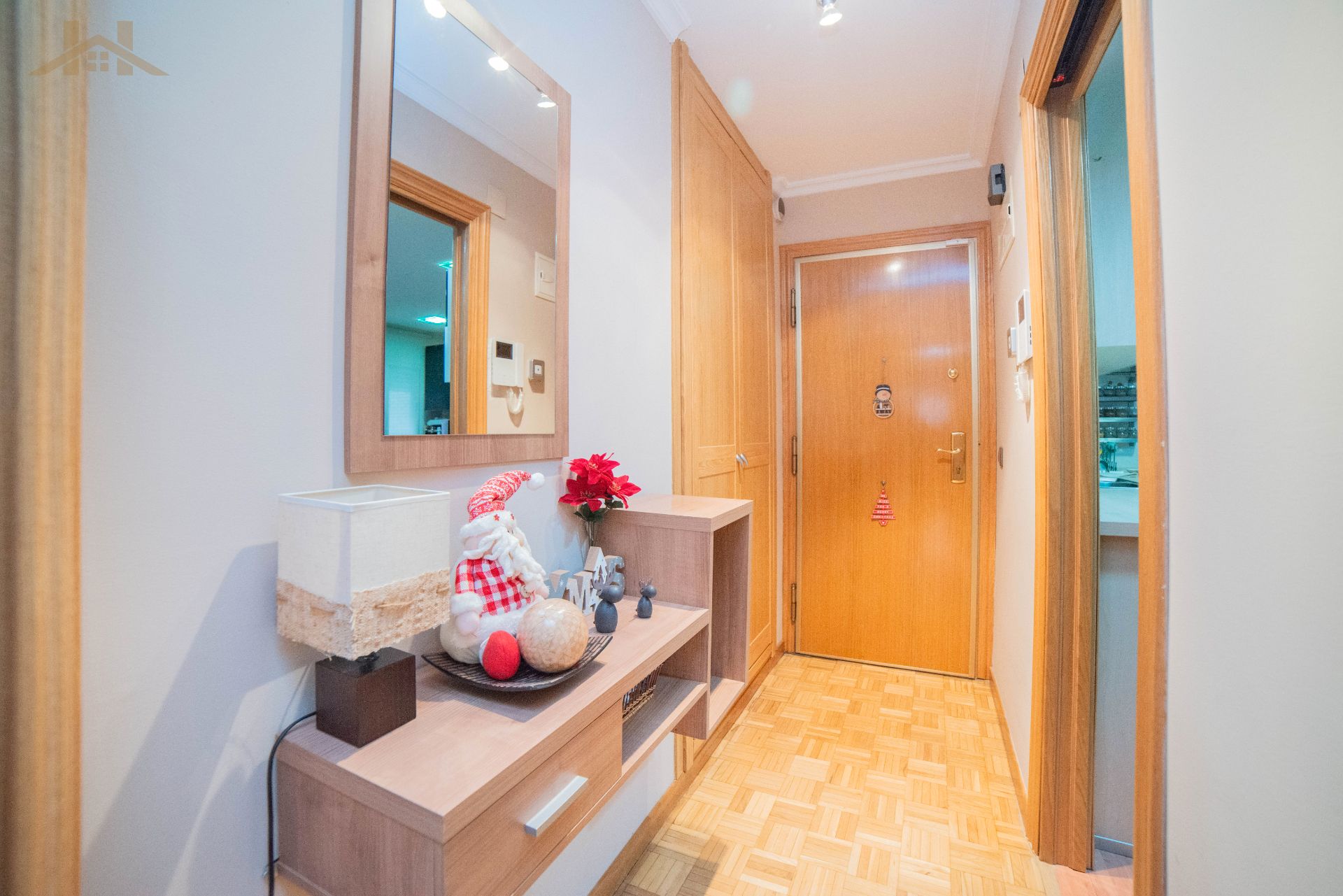 Flat for sale in Alcorcón  with Air Conditioner, Parquet flooring and Furnished