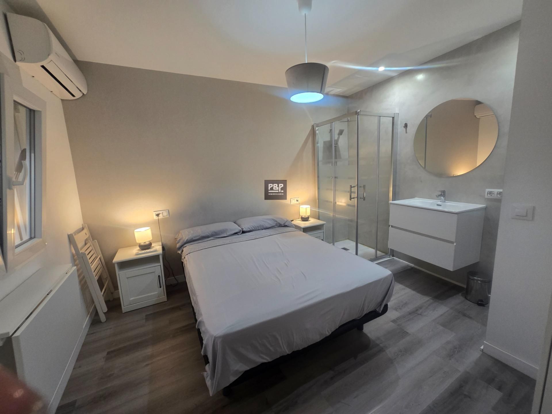 Bedroom of Flat for sale in  Palma de Mallorca  with Air Conditioner and Terrace