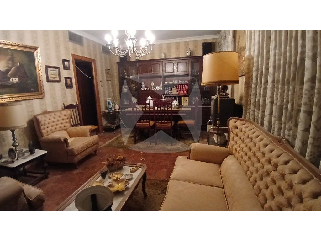 Flat for sale in La Bomba, Pardaleras