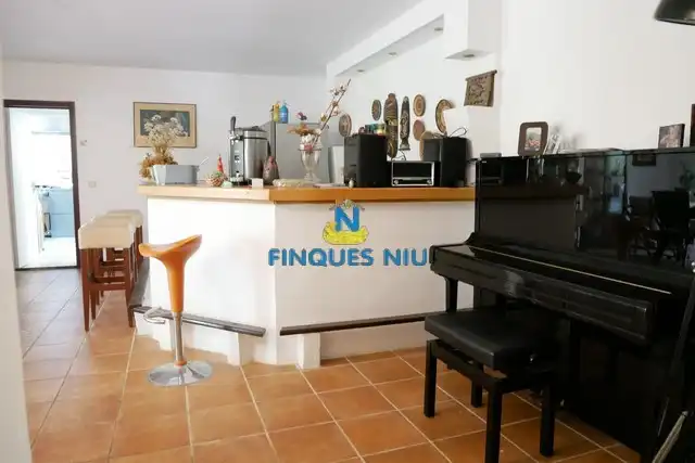 Casa con piscina en venta en Carrer Sant Martí, imagen 80
