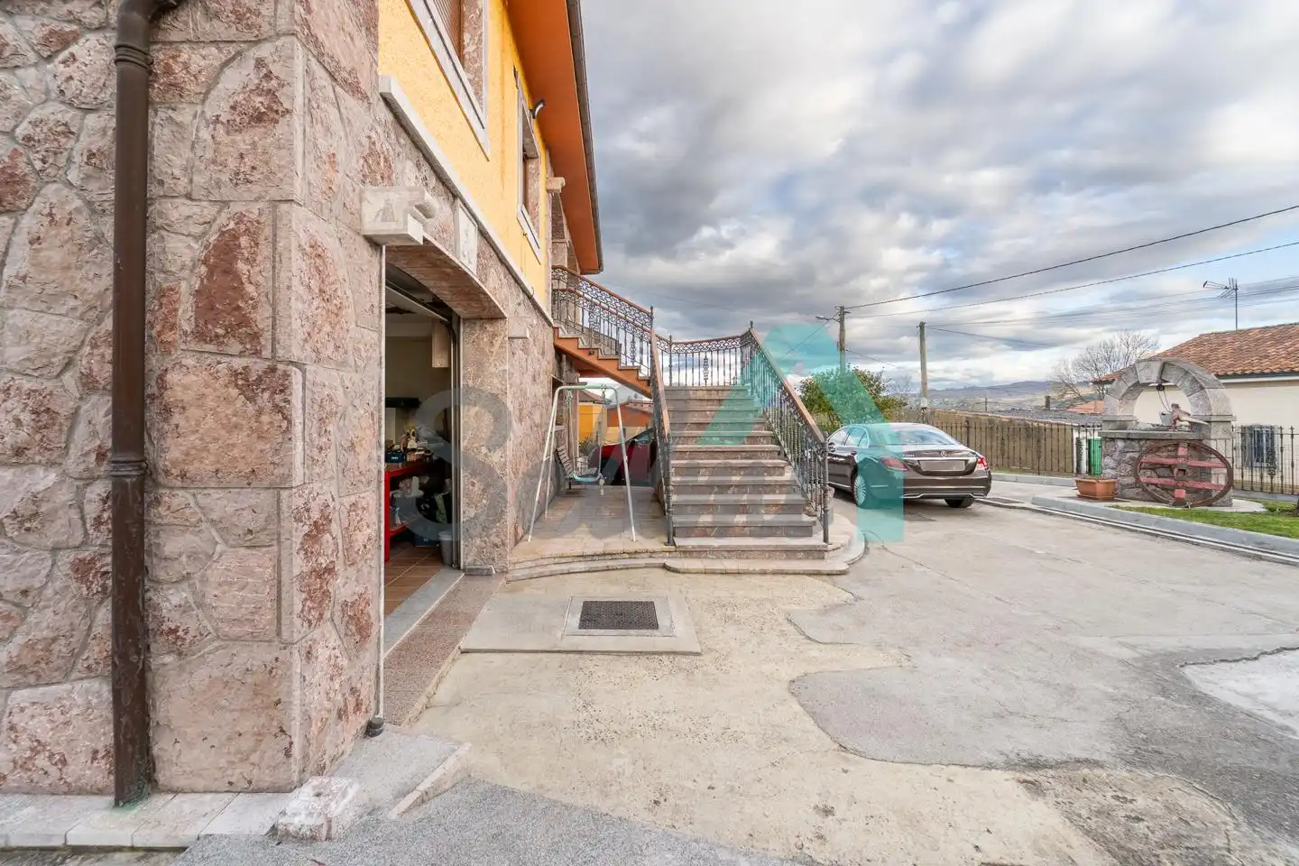 Houses for sale in Camíno De Castañéu, Viella - Granda - Meres