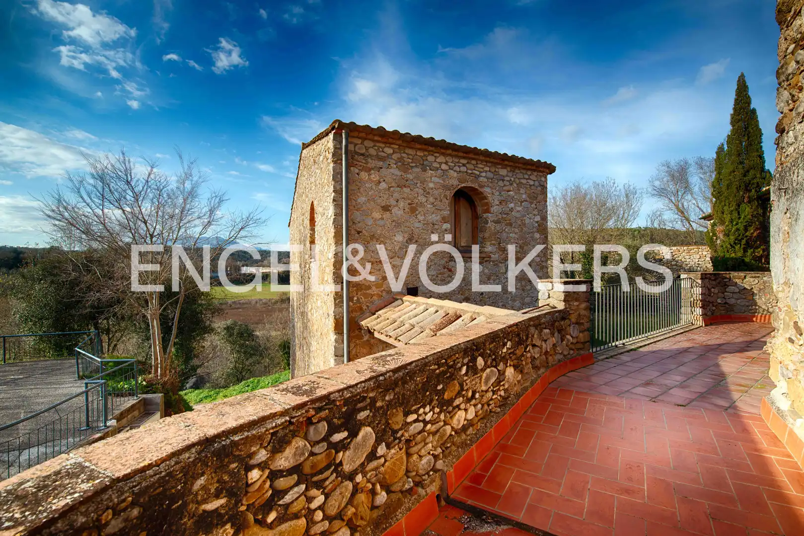 Terraza de Casa adosada en venta en Cabanelles con Calefacción, Jardín privado y Terraza
