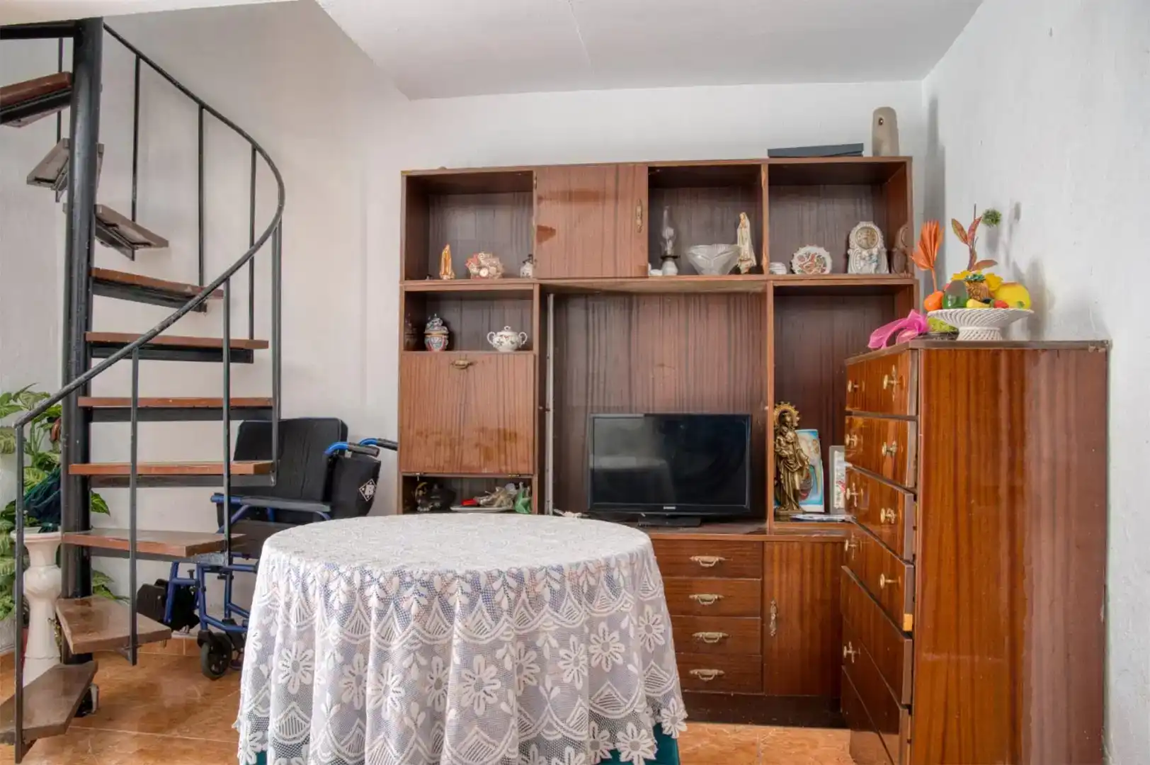 Sala de estar de Casa o chalet en venta en Estepona con Aire acondicionado y Balcón