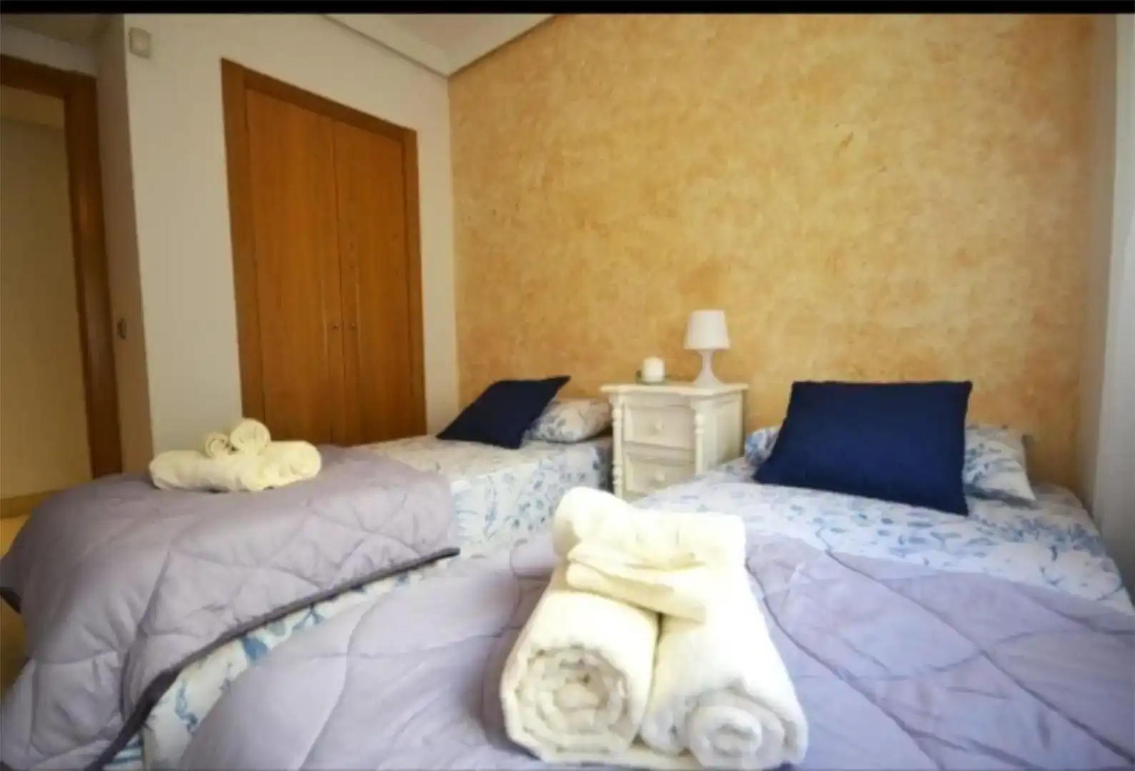Bedroom of Flat for rent in Torrequebrada