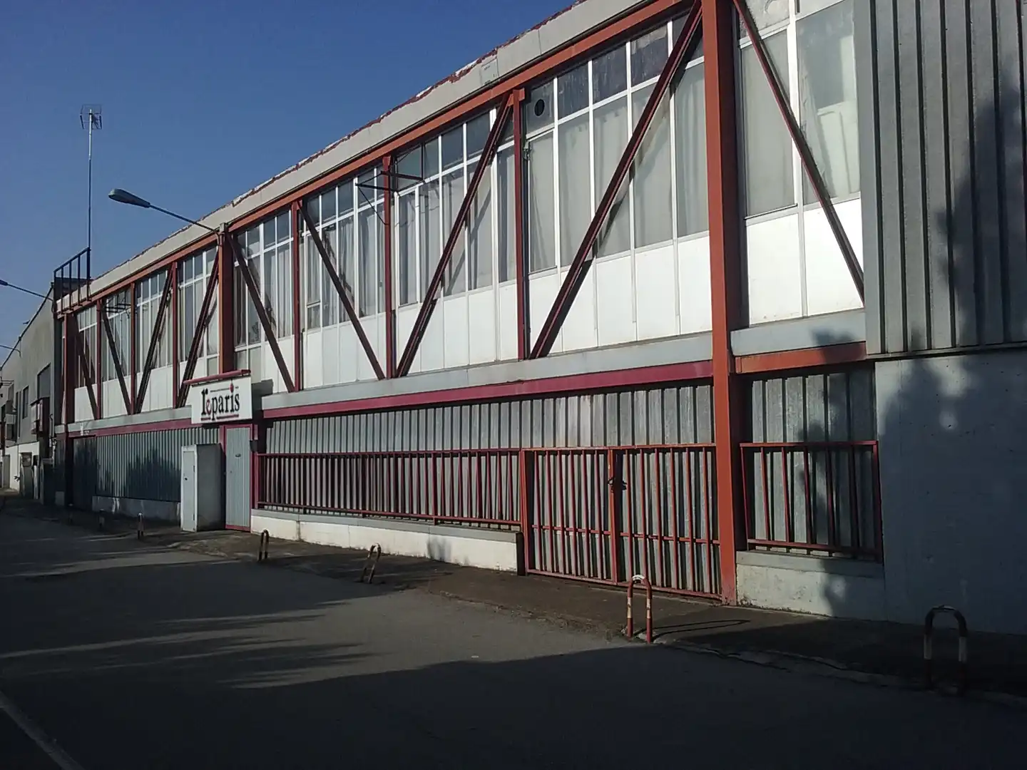 Exterior view of Industrial buildings for sale in Santa Perpètua de Mogoda