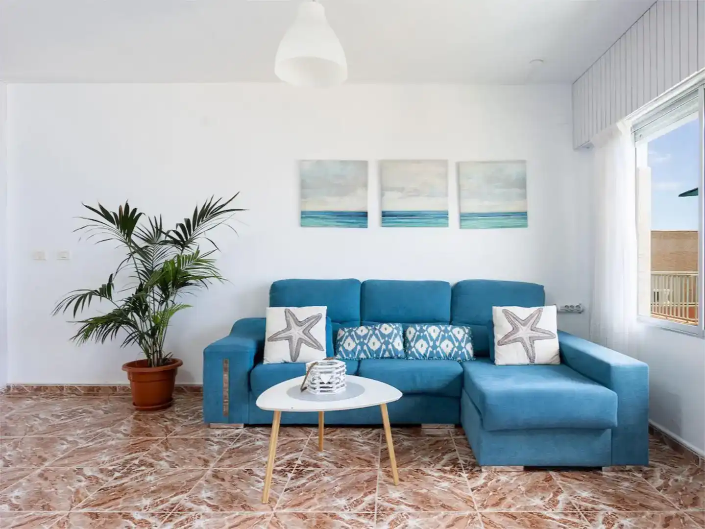 Sala de estar de Casa o chalet de alquiler en Güímar con Aire acondicionado, Jardín privado y Piscina