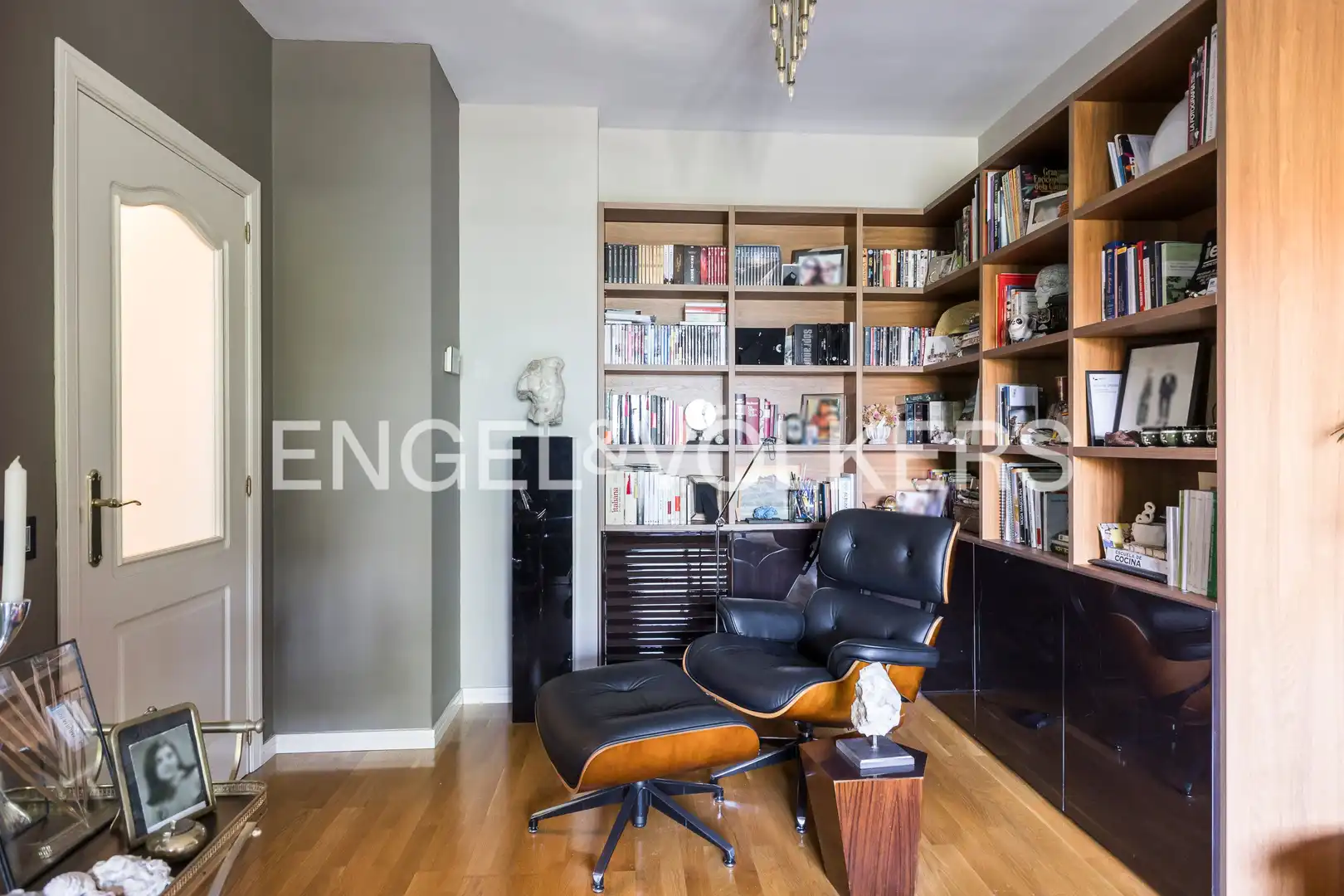 Sala de estar de Piso en venta en Madrid con Calefacción, Parquet y Terraza