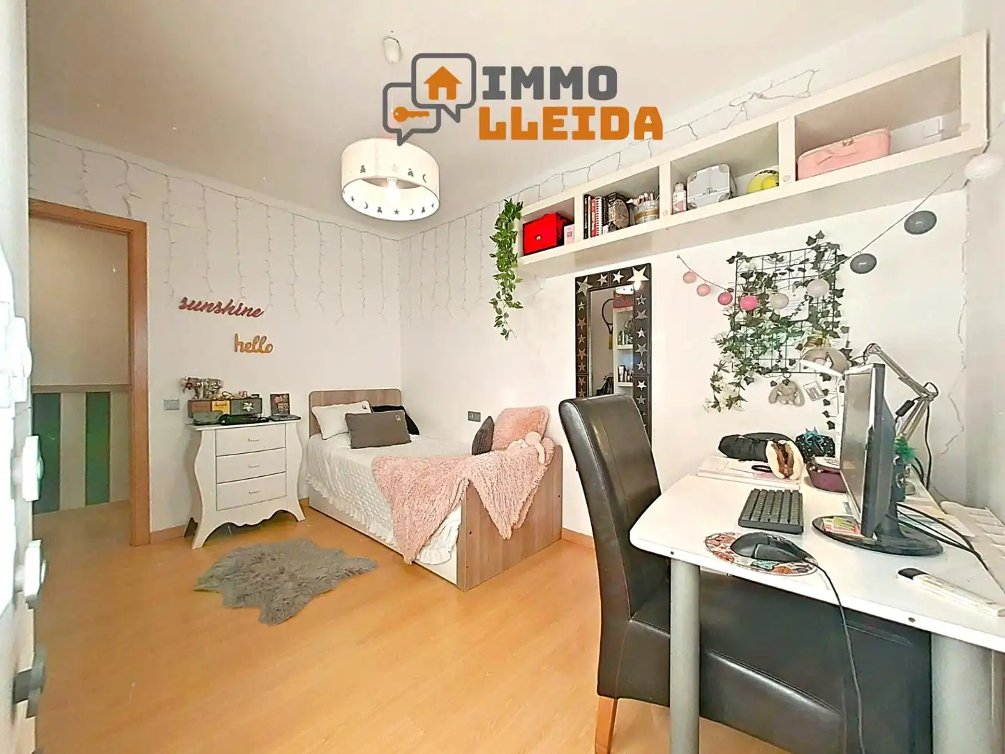 Schlafzimmer von Wohnung zum Verkauf in Lleida mit Klimaanlage, Heizung und Privatgarten