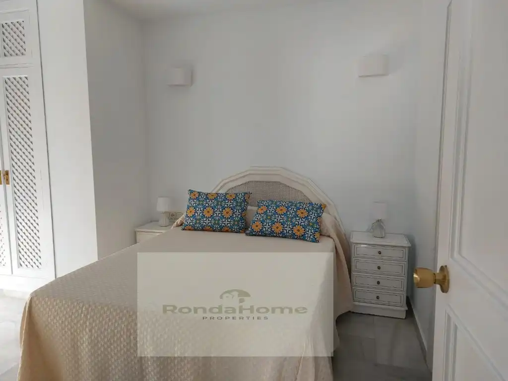 Flat for rent in Puerto Marina