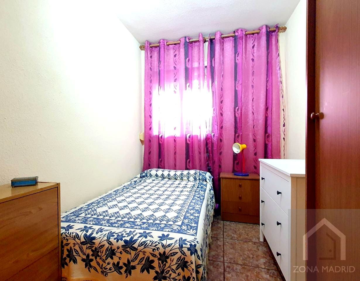 Dormitori de Pis en venda en  Madrid Capital amb Terrassa