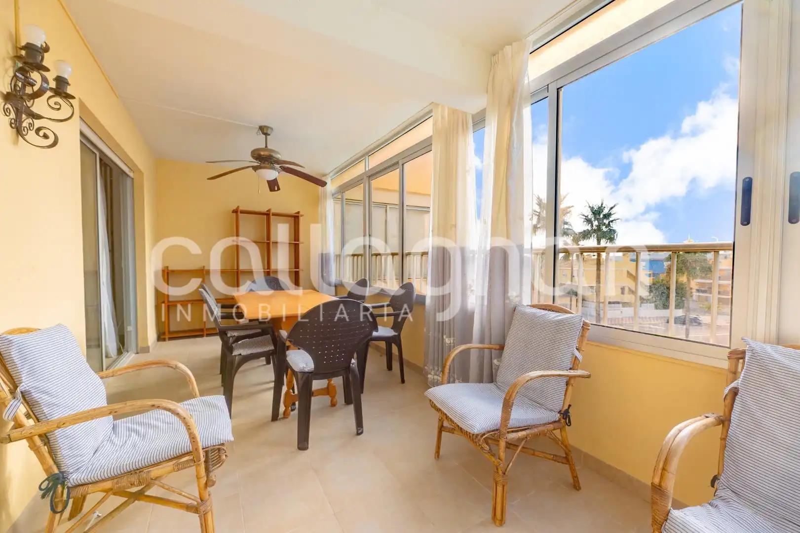 Flat with terrace for sale in Avenida de Mota, imagen 2