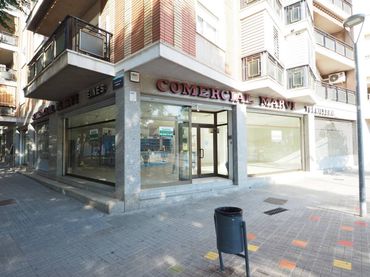 Local comercial de lloguer a Calle Camí Romà