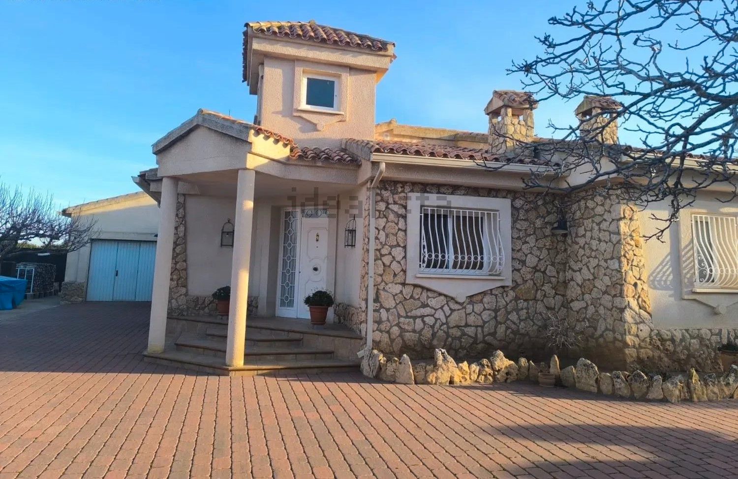 Vista exterior de Casa o xalet en venda en  Albacete Capital amb Aire condicionat, Calefacció i Jardí privat