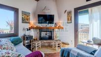 Sala d'estar de Finca rústica en venda en Ultramort amb Calefacció, Jardí privat i Terrassa