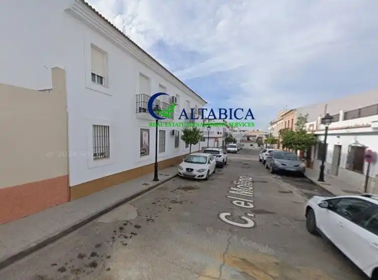 Vista exterior de Piso en venta en Lucena del Puerto