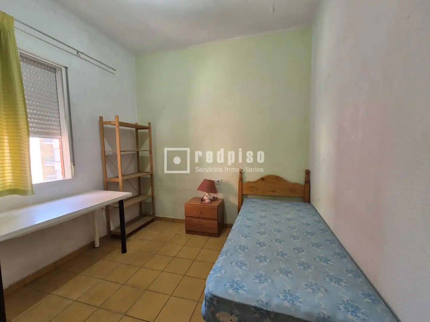 Schlafzimmer von Wohnung zum Verkauf in Sevilla mit Klimaanlage, Terrasse und Möbliert