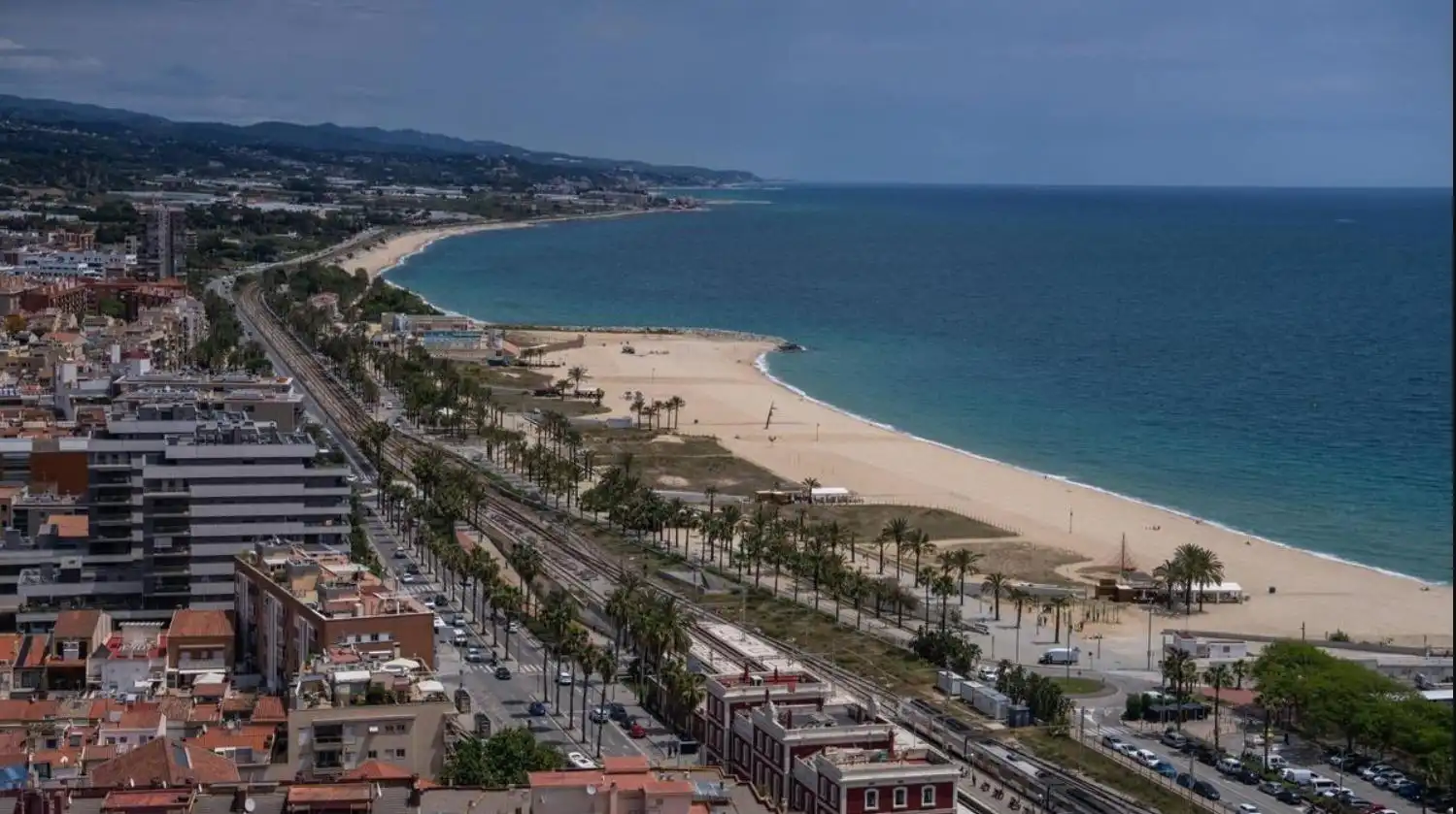 Außenansicht von Wohnung zum Verkauf in Mataró mit Heizung