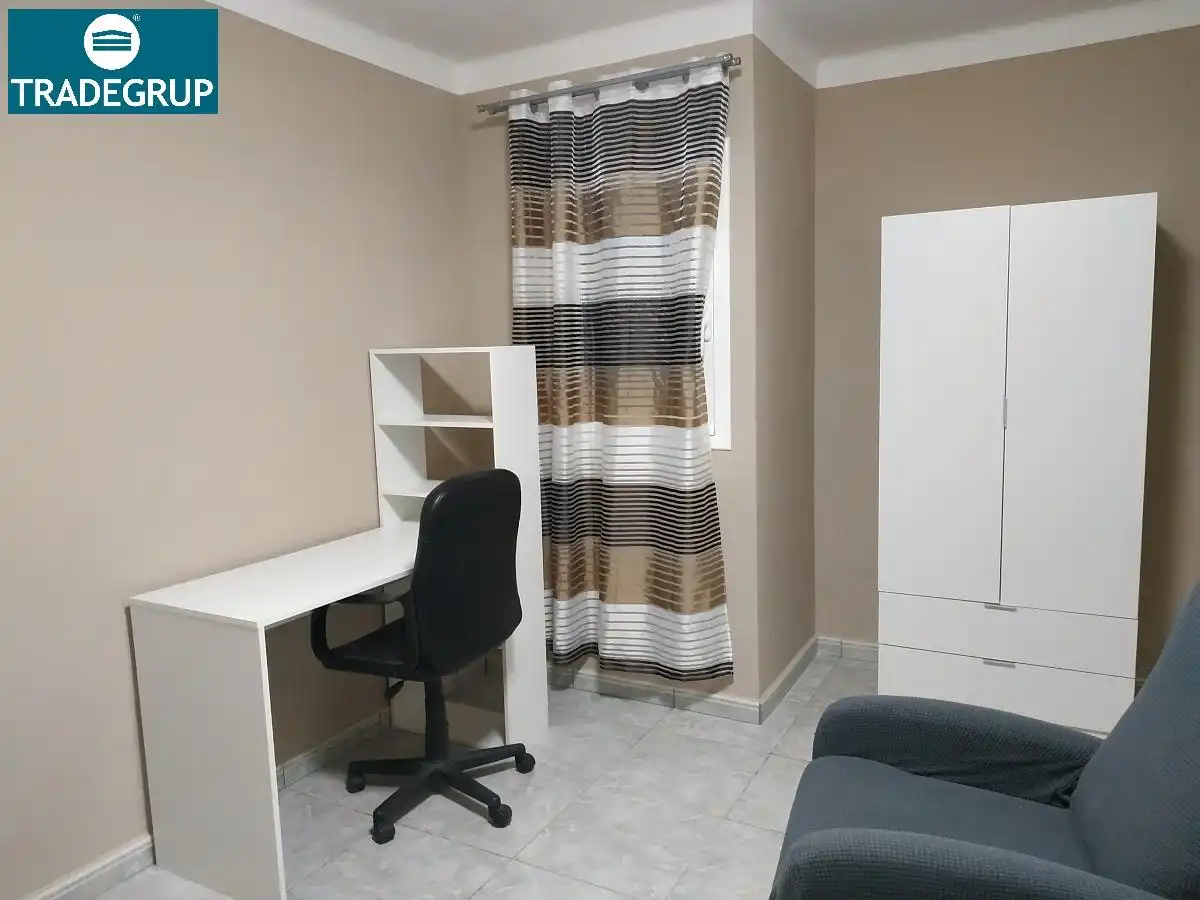 Habitación de Piso en venta en Igualada con Calefacción, Terraza y Amueblado