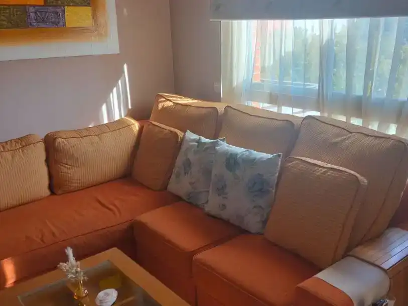 Living room of Flat for share in Sevilla  with Air Conditioner, Swimming Pool and Furnished