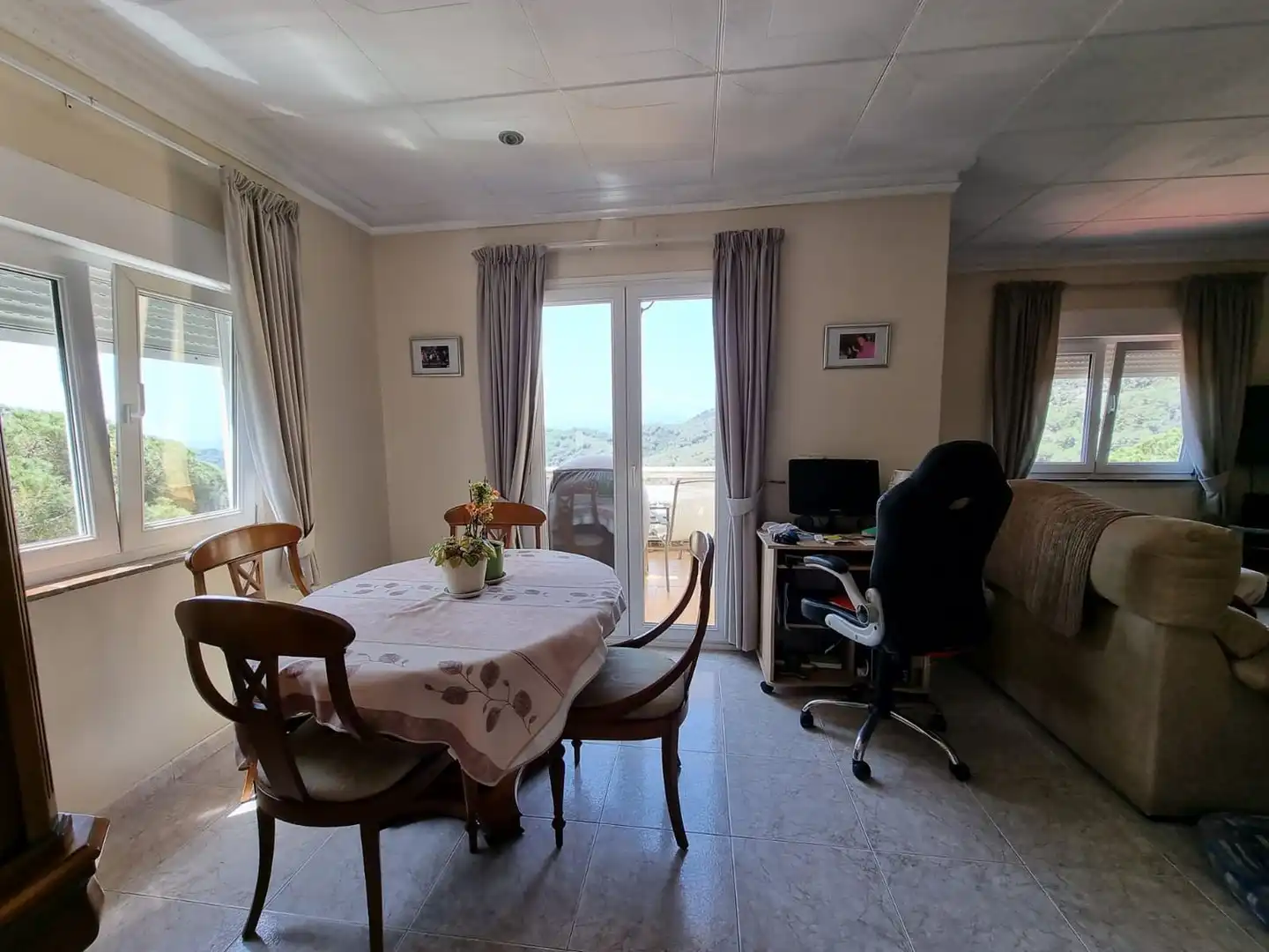 Comedor de Casa o chalet en venta en Lloret de Mar con Aire acondicionado, Calefacción y Jardín privado