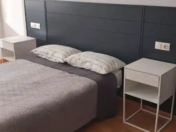 Dormitori de Pis de lloguer en Haro amb Parquet, Traster i Moblat