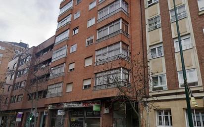 Exterior view of Flat for sale in Valladolid Capital  with Heating