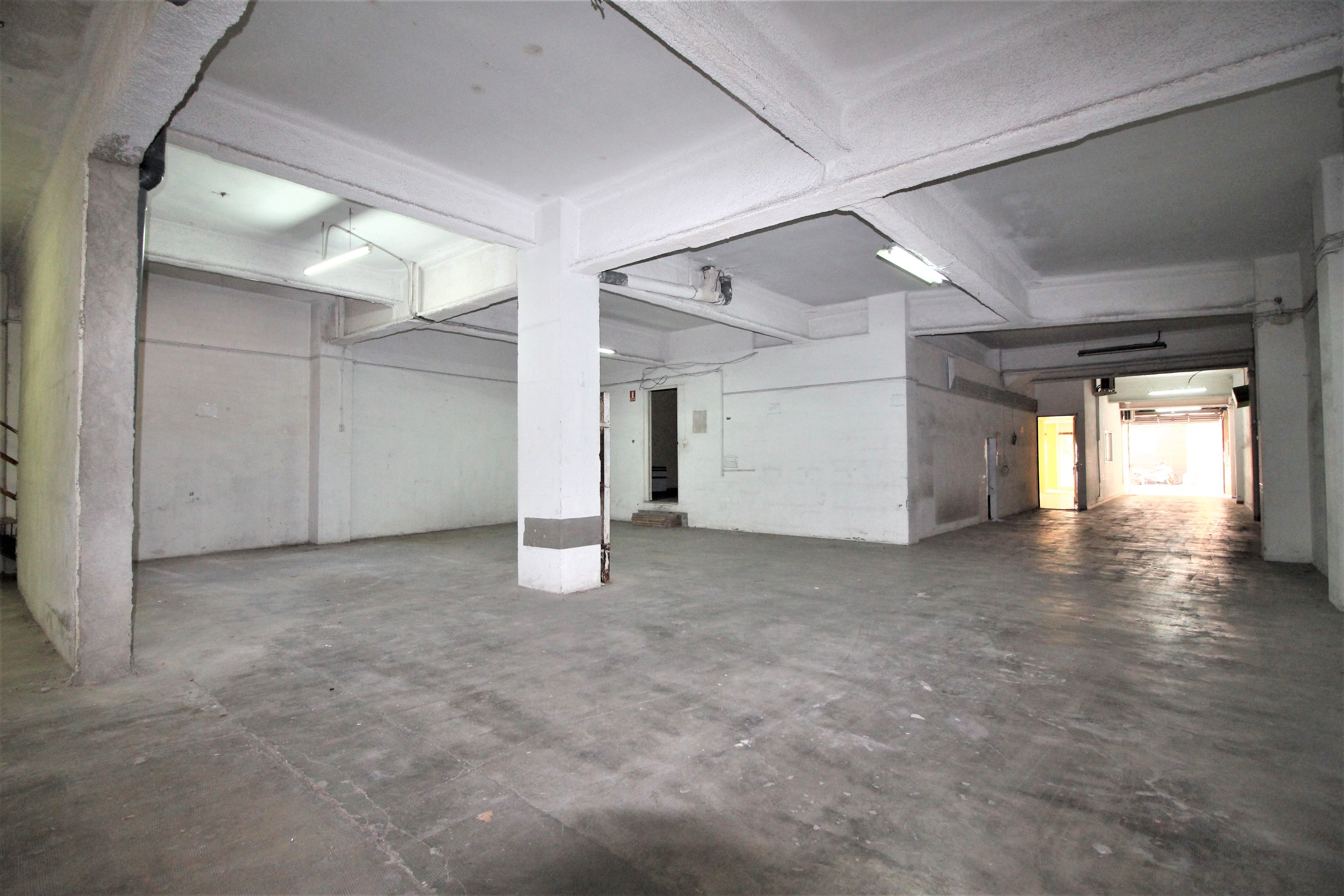 Premises for sale in L'Hospitalet de Llobregat