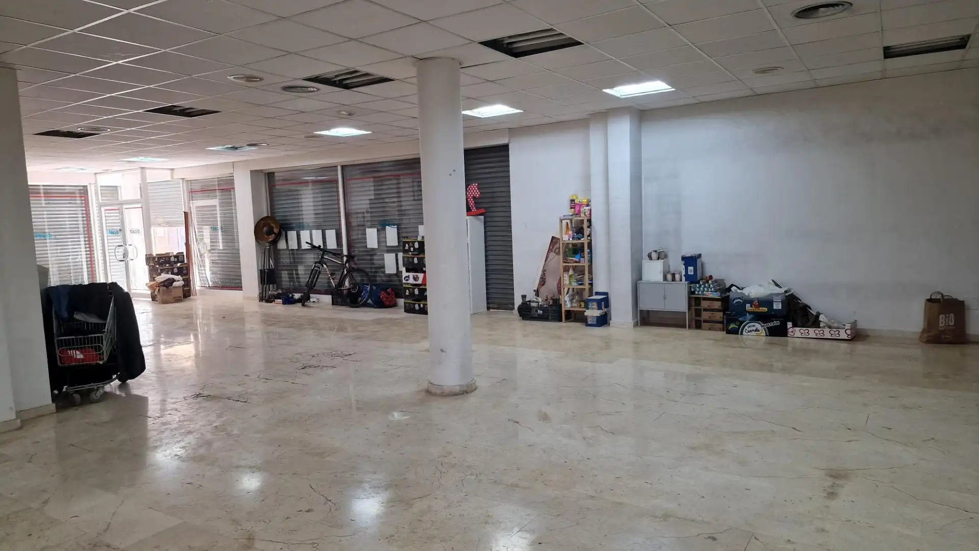 Local de alquiler en Elche / Elx con Aire acondicionado y Amueblado