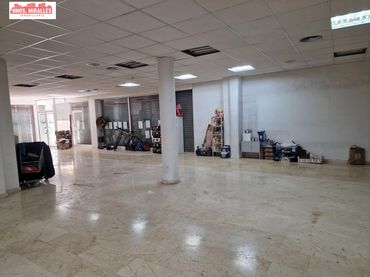 Local comercial en alquiler en Elche ciudad
