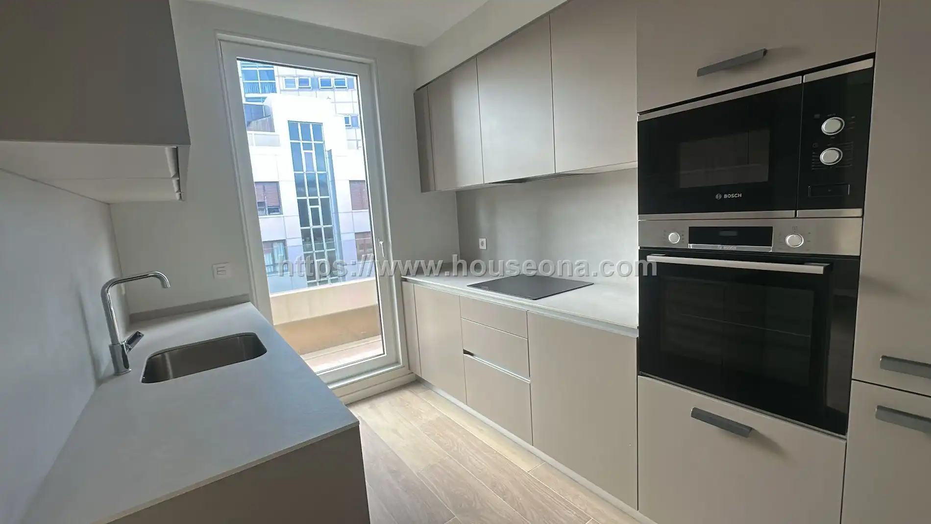 Cocina de Ático de alquiler en Bilbao  con Calefacción, Terraza y Trastero