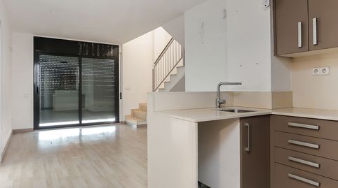 Foto 5 de Piso en venta en C/ Homer, Serra d'en Camaró, Sabadell