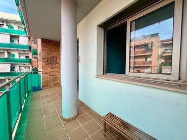 Piso con ascensor en venta en calle Josep Irla Bosch
