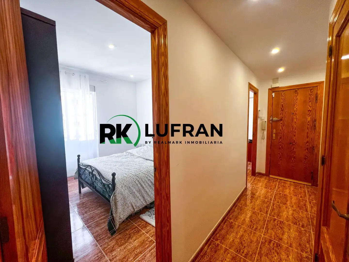 Habitación de Piso en venta en Alicante / Alacant con Balcón