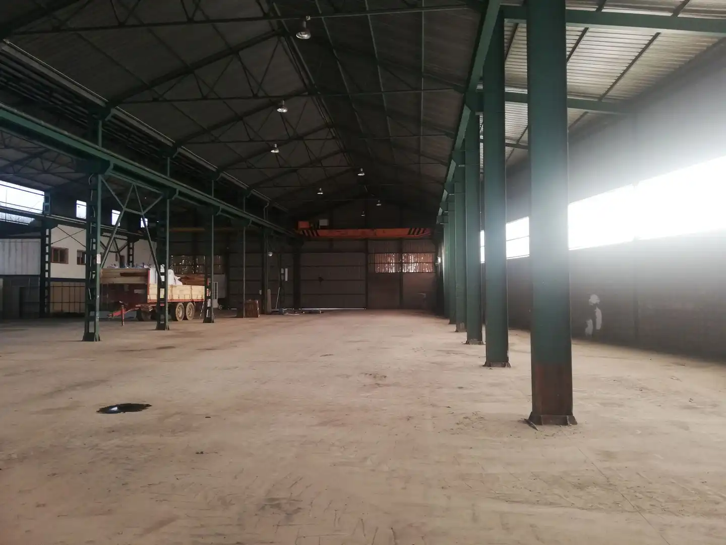 Fabrikhallen zur Miete in Monzón
