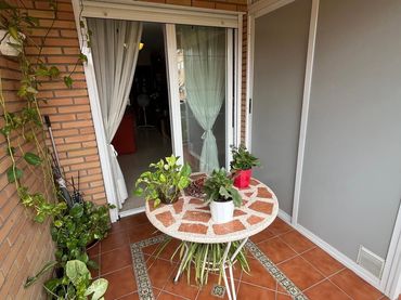 Pis amb piscina en venda a Poniente-Norte - Miralbaida - Parque Azahara